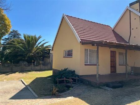 1 Bedroom House in Glen Marais