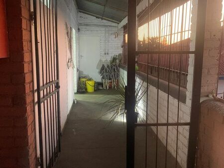Studio Apartment in Dalview