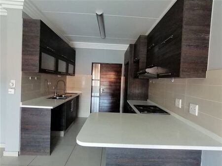 3 Bedroom Flat in Eveleigh