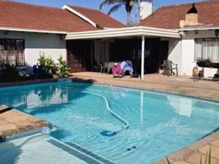3 Bedroom House in Bardene