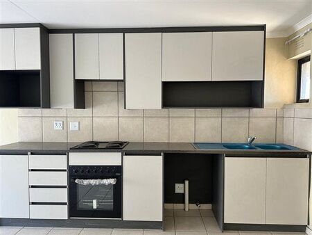 3 Bedroom Apartment in Cloverdene