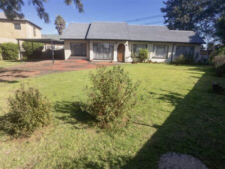 4 Bedroom House in Mayberry Park