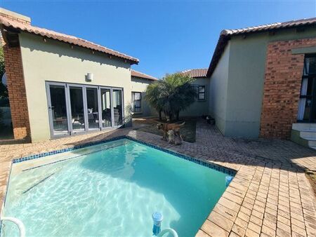 3 Bedroom House in Midlands Estate