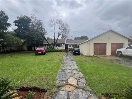 4 Bedroom House in Lyttelton Manor