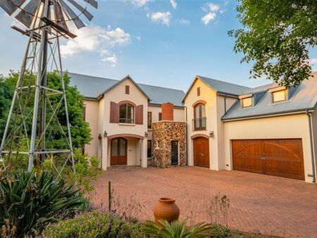 1 Bedroom Apartment in Southdowns Estate