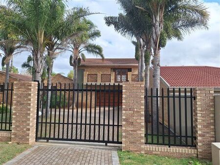 1 Bedroom Flat in Winterhoek Park