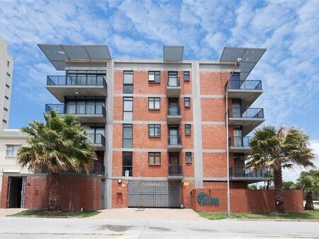 2 Bedroom Apartment in Humewood