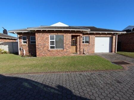 2 Bedroom Townhouse in Sherwood and surrounds