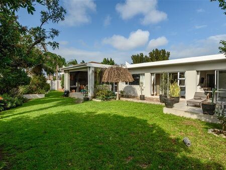5 Bedroom House in Summerstrand