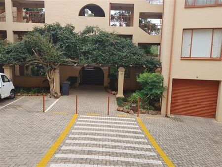 2 Bedroom Apartment in Helderkruin