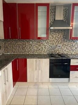 2 Bedroom House in Roodepoort Central