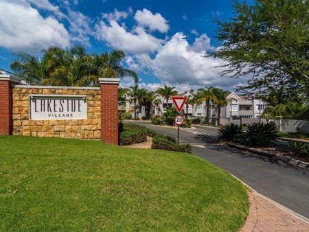 2 Bedroom Apartment in Eagle Canyon Golf Estate