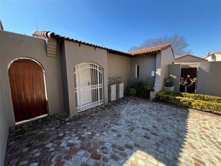 3 Bedroom Townhouse in Lynnwood Ridge
