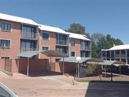 2 Bedroom Apartment in Roodeplaat