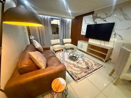 2 Bedroom Apartment in Menlo Park