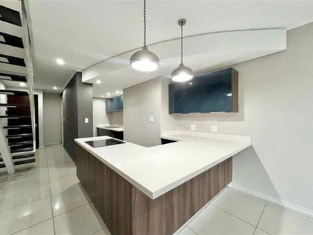 2 Bedroom Apartment in Menlo Park