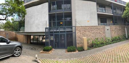 2 Bedroom Apartment in Menlo Park