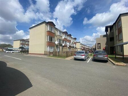 2 Bedroom Apartment in Montana Gardens