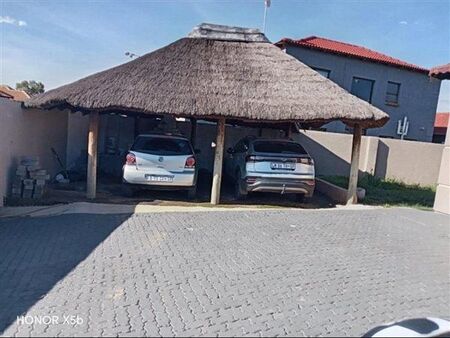 3 Bedroom House in Rosslyn