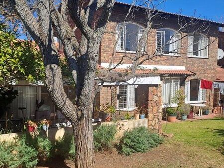 3 Bedroom Duplex in Bryanston