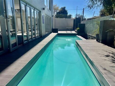 2 Bedroom Apartment in Sandown
