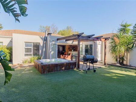 3 Bedroom House in Parklands