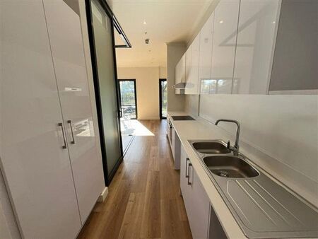 1 Bedroom Apartment in Newlands