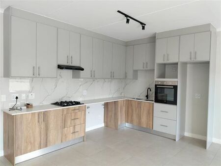3 Bedroom Apartment in Sandown