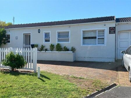 3 Bedroom House in Diep River