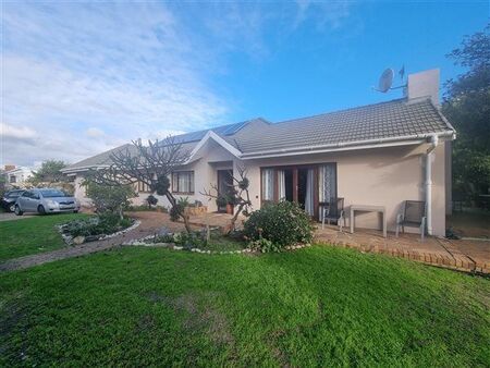 2 Bedroom House in Milnerton Central