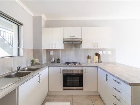 2 Bedroom Apartment in St Dumas