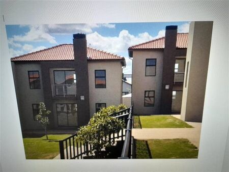 2 Bedroom Apartment in Burgundy Estate