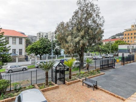 2 Bedroom Apartment in Sea Point