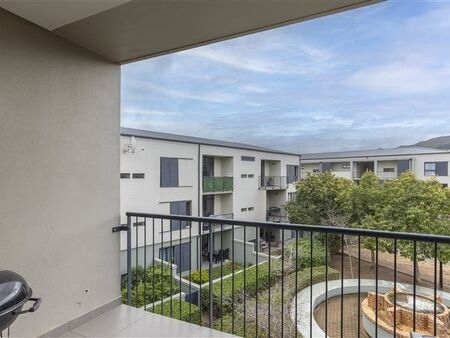 1 Bedroom Apartment in Somerset Lakes