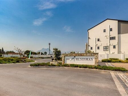 1 Bedroom Apartment in Somerset West Central