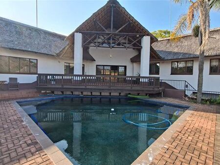 4 Bedroom House in Sonheuwel