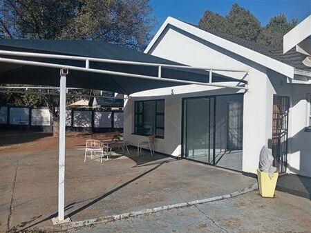 2 Bedroom House in Lydenburg
