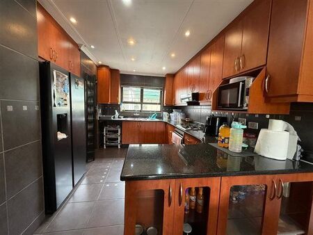 3 Bedroom Duplex in Meerensee