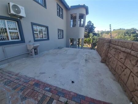3 Bedroom House in Somerset Park