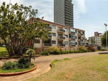 2 Bedroom Flat in Amanzimtoti
