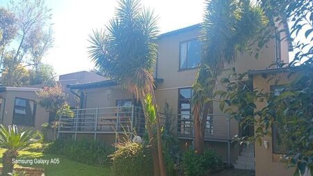 5 Bedroom house to rent in Weltevreden Park, Roodepoort