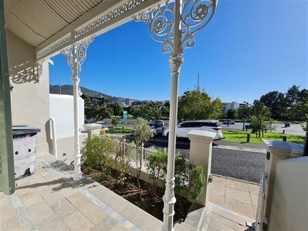 3 Bedroom House in Vredehoek