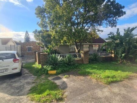 5 Bedroom House in Belhar
