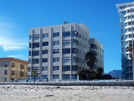 3 Bedroom Apartment in Strand North