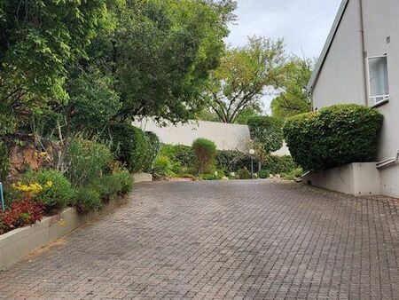 3 Bedroom Cluster in Bryanston