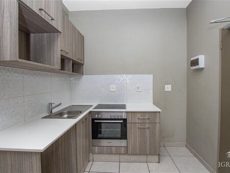 Studio Apartment in Rosebank
