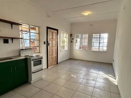 Studio apartment in Parktown