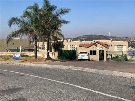 2 Bedroom Apartment in Winchester Hills