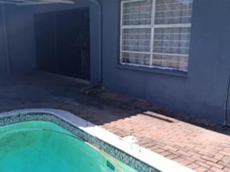 1 Bedroom Apartment in Cyrildene