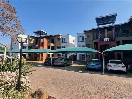 2 Bedroom Apartment in Douglasdale